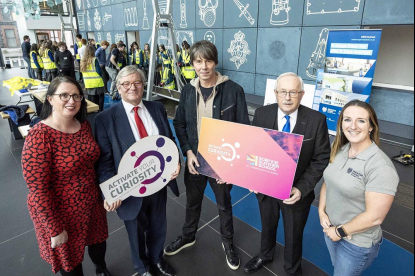 Prof. Brian Cox encourages Northern Ireland’s future scientists to activate their curiosity image